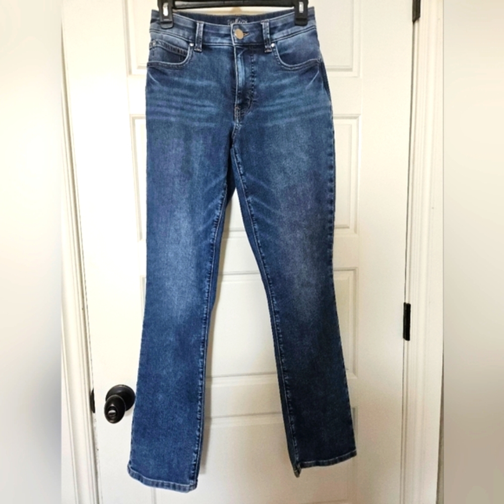 Maurices Ever Flex High Rise Curvy Straight Leg Jeans